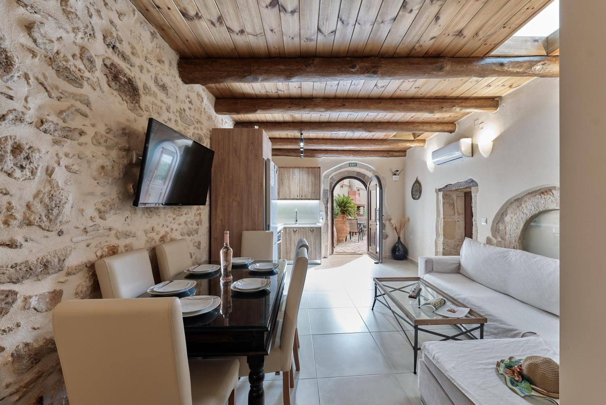 Stone Villa With Swimming Pool-Bbq! Melidhónion Екстериор снимка